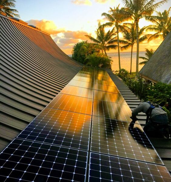 strong-energy-Renewable-Solar-Energy-Addition