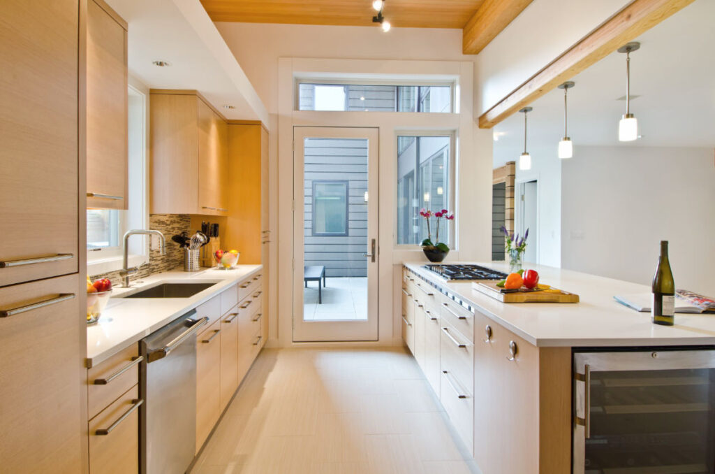 Spruce Up Your Kitchen with Our On-Site Spraying Experts