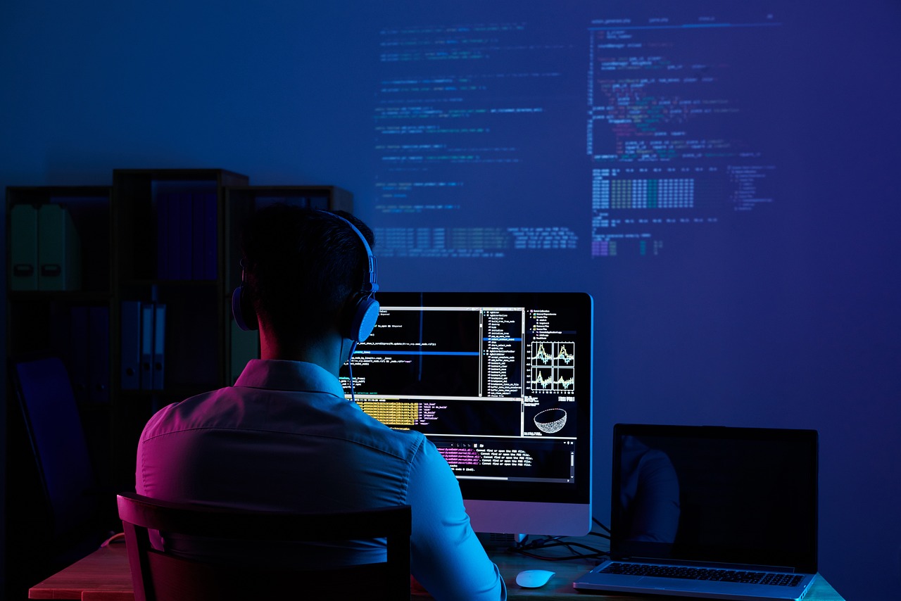 Your Roadmap to Azure Expertise: A Guide to Certification Paths & Online Training