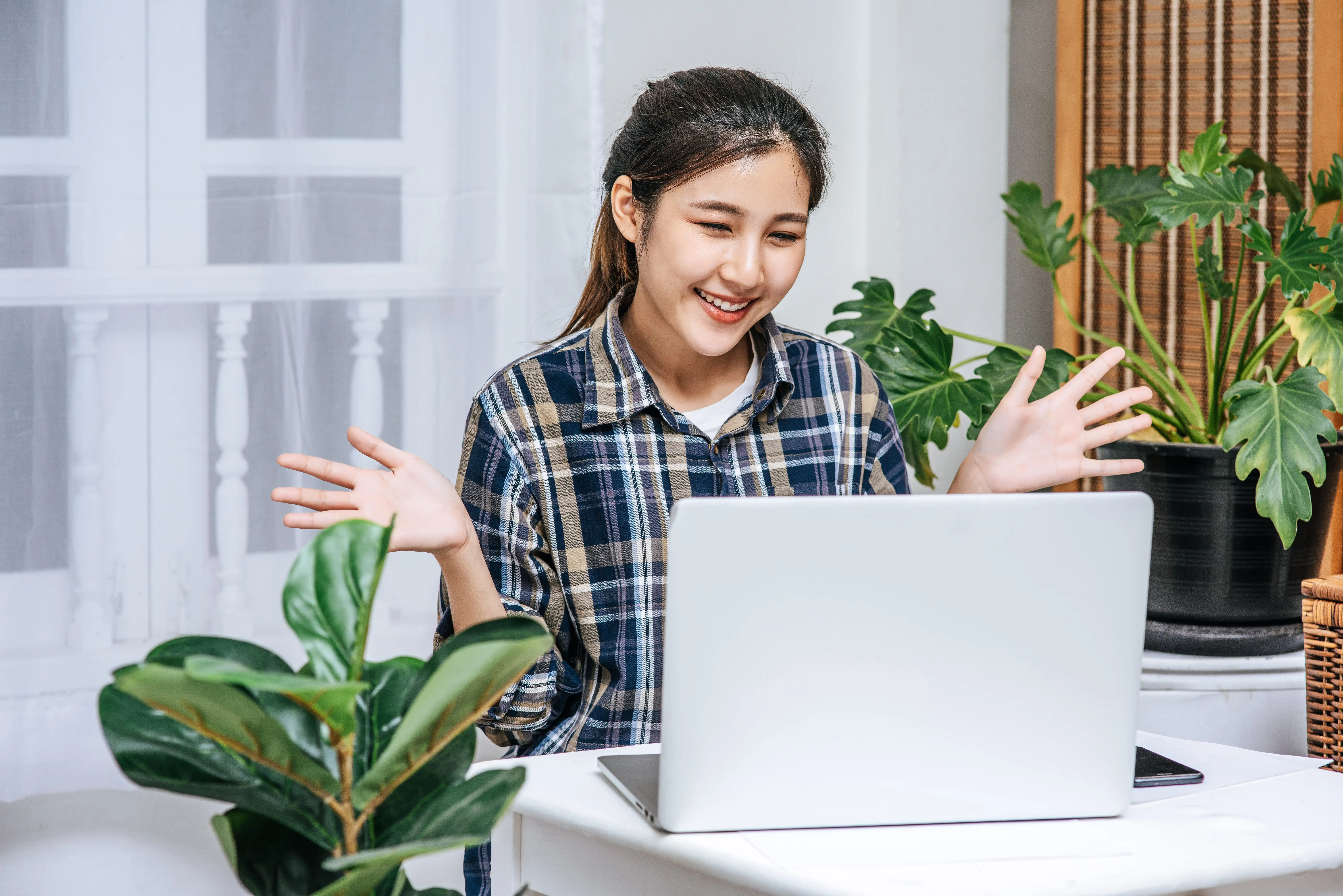 Blog header image explaining 5 Strategies for Successful Collaboration with Remote Software Developers