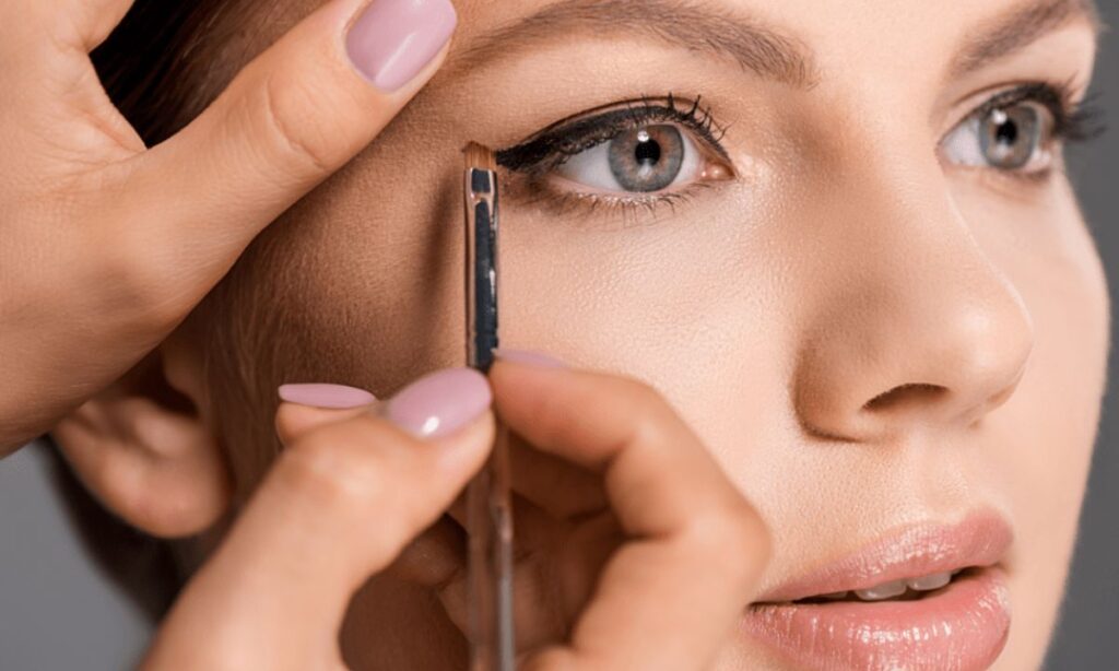 Advanced Eye Liner Best Techniques